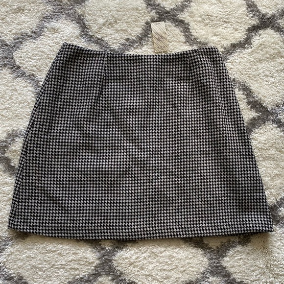 Vintage Dresses & Skirts - Vintage 90’s Express wool houndstooth mini skirt